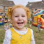 https://rentpro.nl/verhuurwebwinkel/pictures/thumbnails/springkussen-meisje.jpg